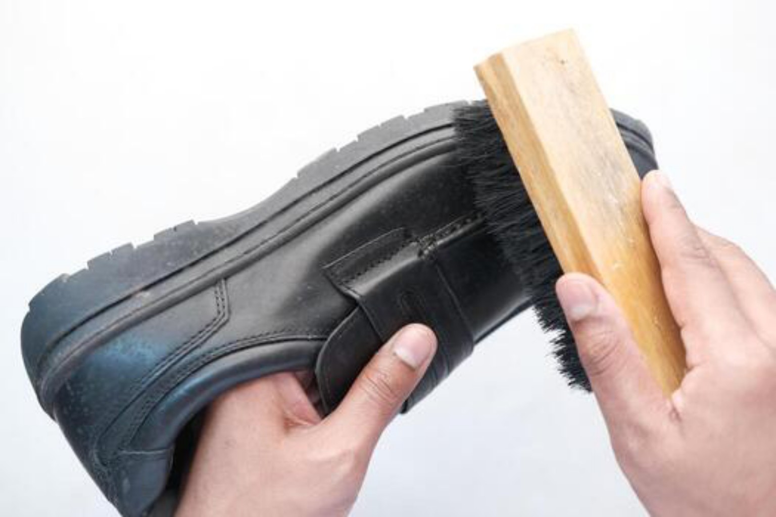 Shoe cleaning